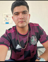 Daniel F.