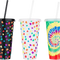 Vasos de colores con pajitas reutilizables